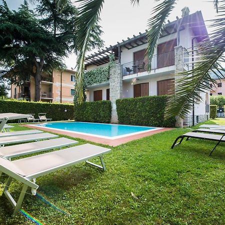 Appartamenti Meridiana Torri Del Benaco Exterior photo